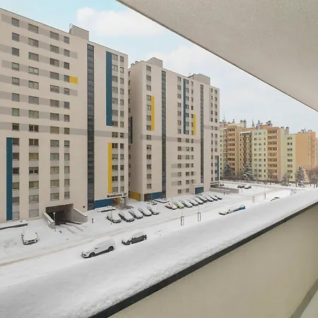 Elegant And Bright In With Balcony By Renters ז'שוב