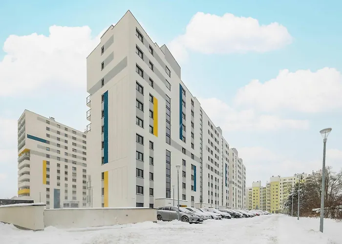 Elegant And Bright In With Balcony By Renters Lägenhet Rzeszów